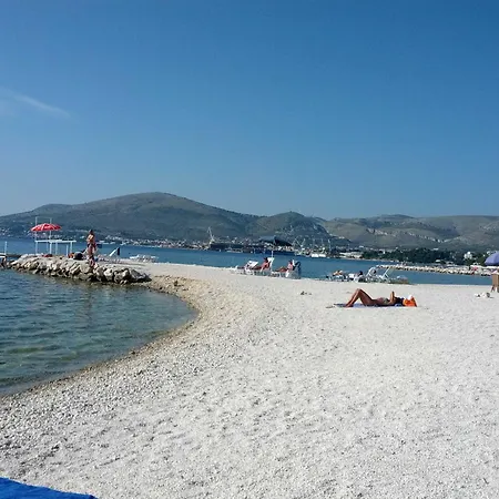 Meri Ciovo *